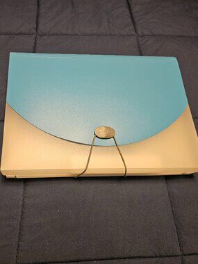 13 pocket file 1" doucument case sky blue